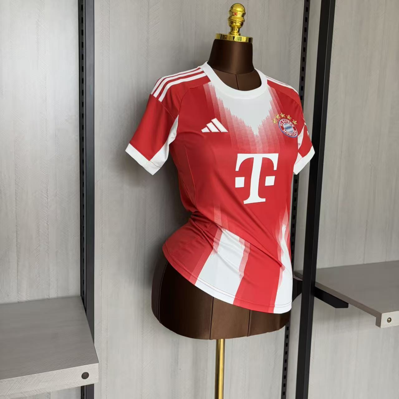 Camisa Feminina Bayern de Munique Home 2025/26