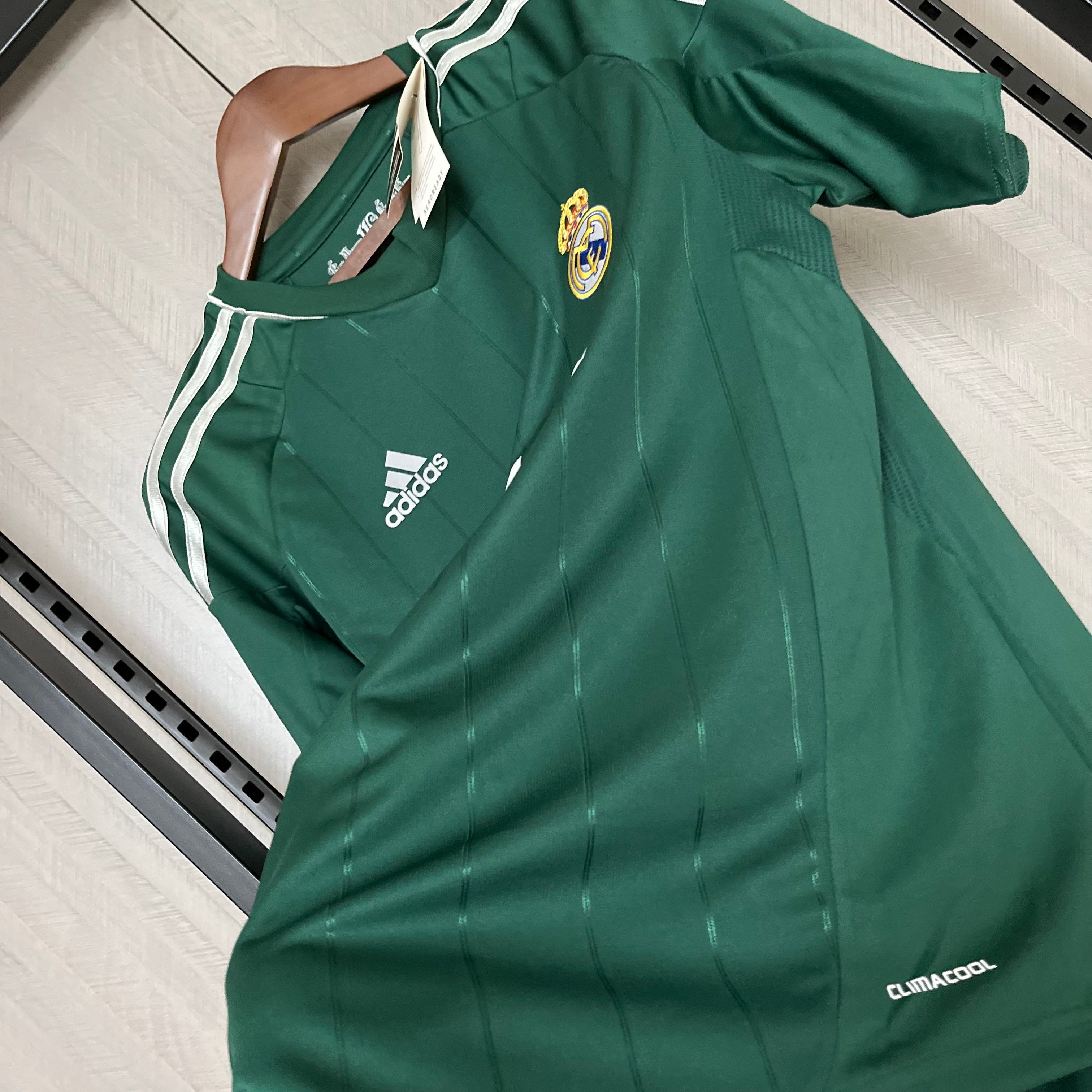 Terceira Camisa Retrô Real Madrid 12/13