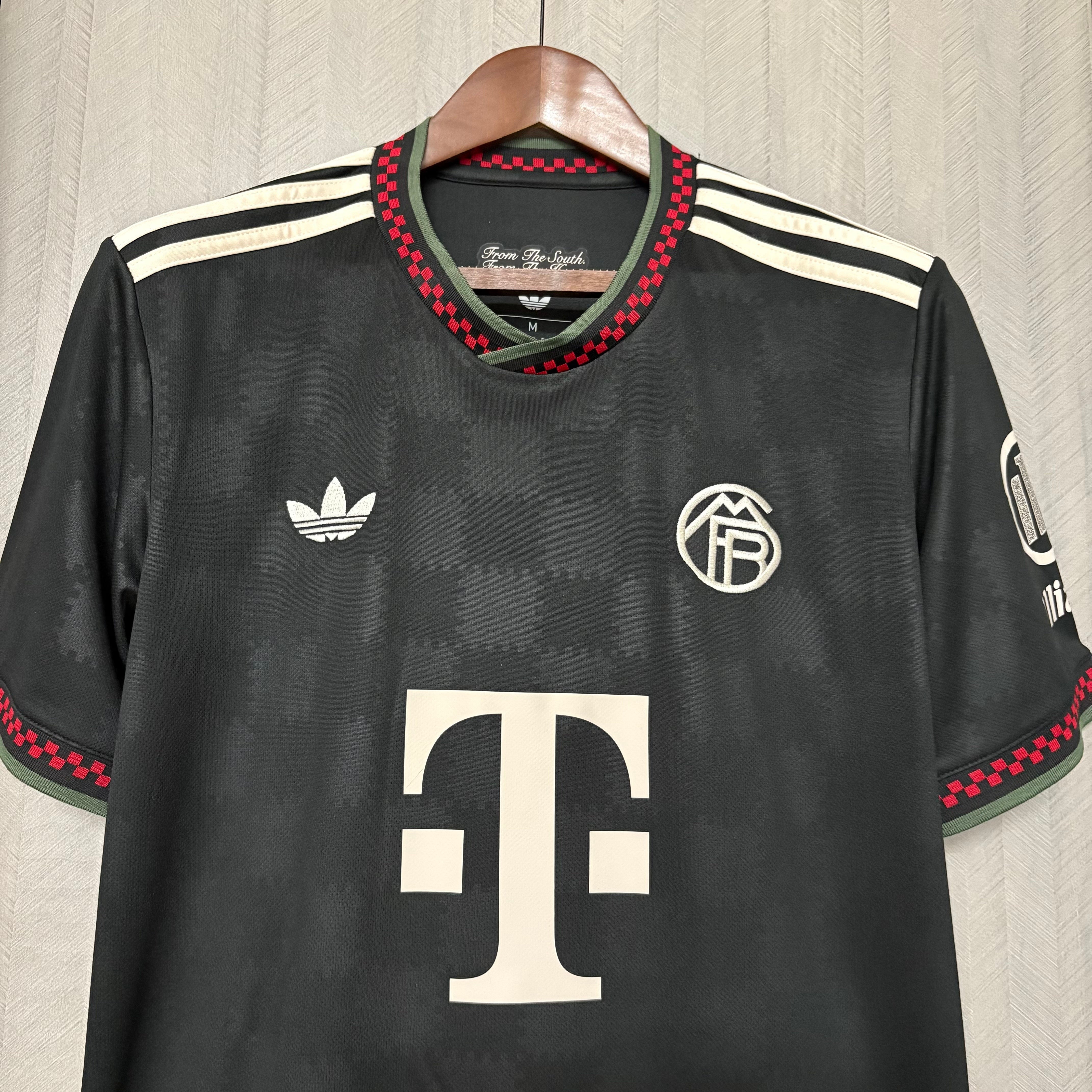 Terceira Camisa Bayern de Munique 2025/26