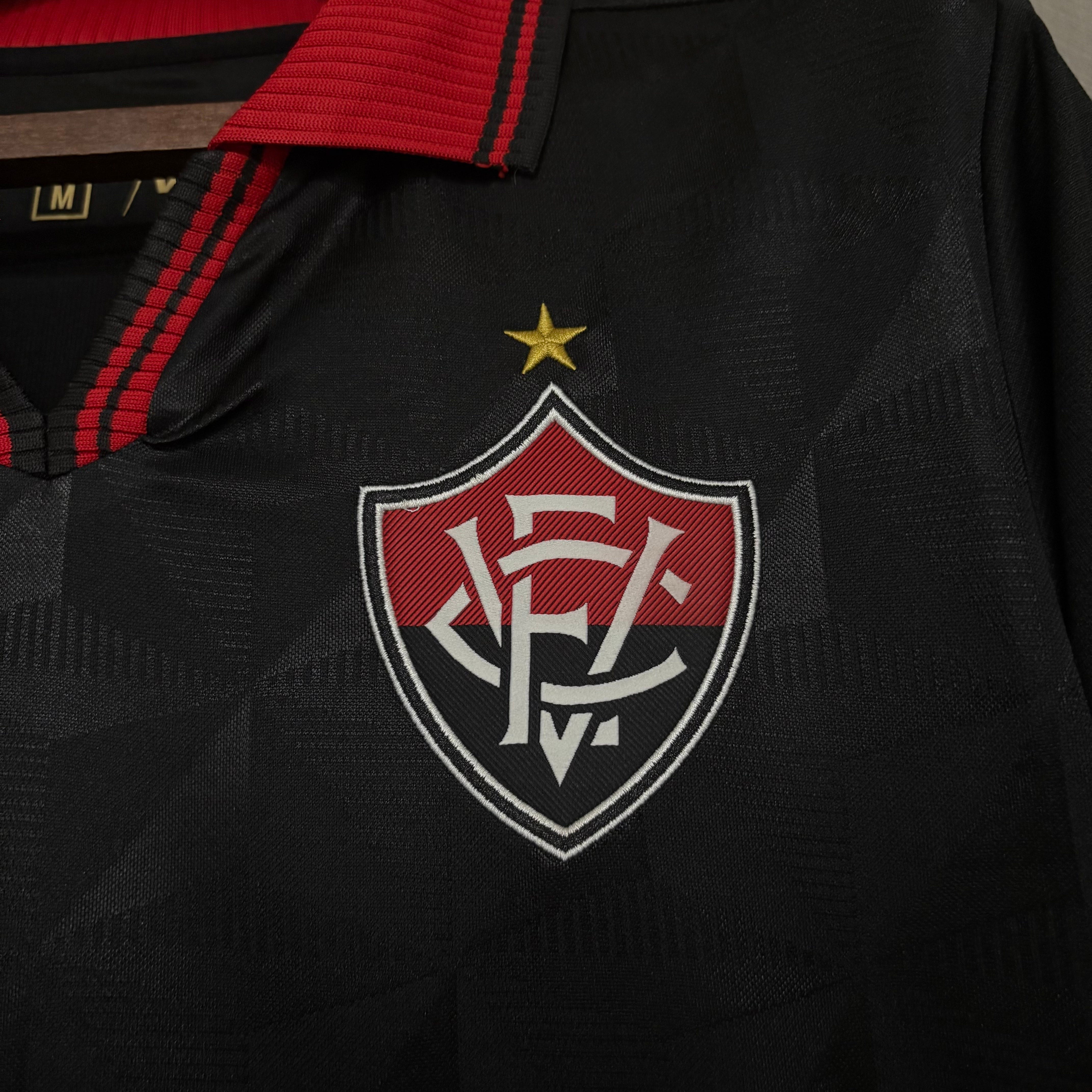Terceira Camisa EC Vitória 2025/26
