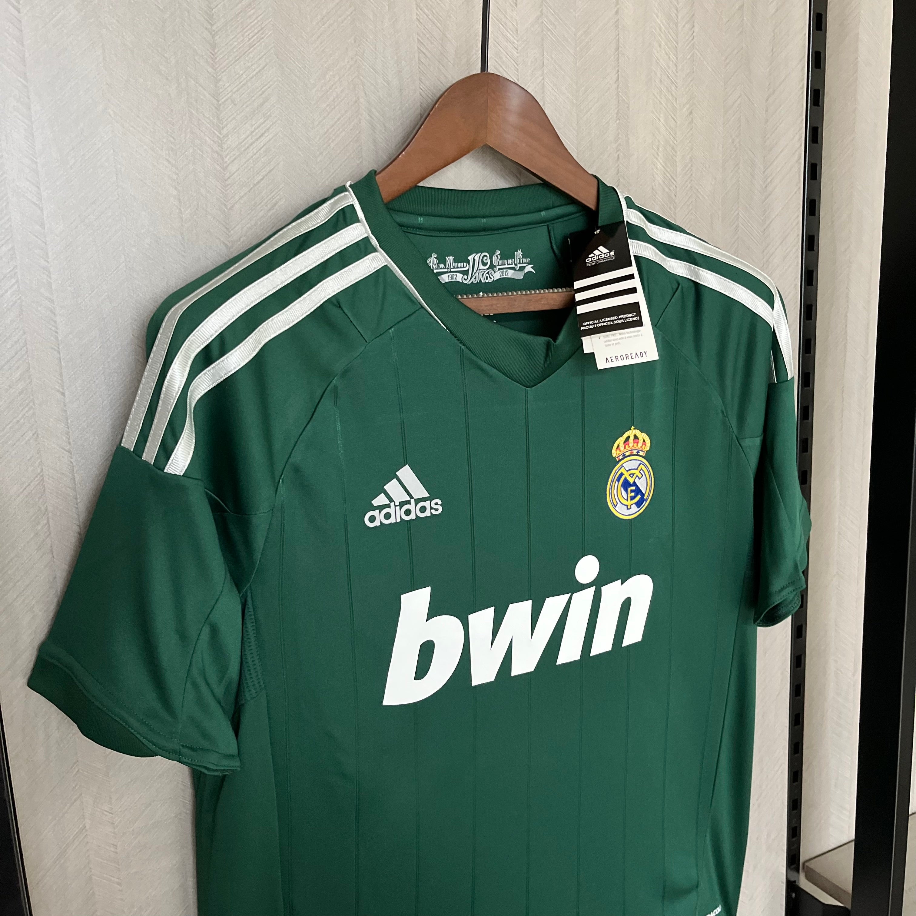 Terceira Camisa Retrô Real Madrid 12/13