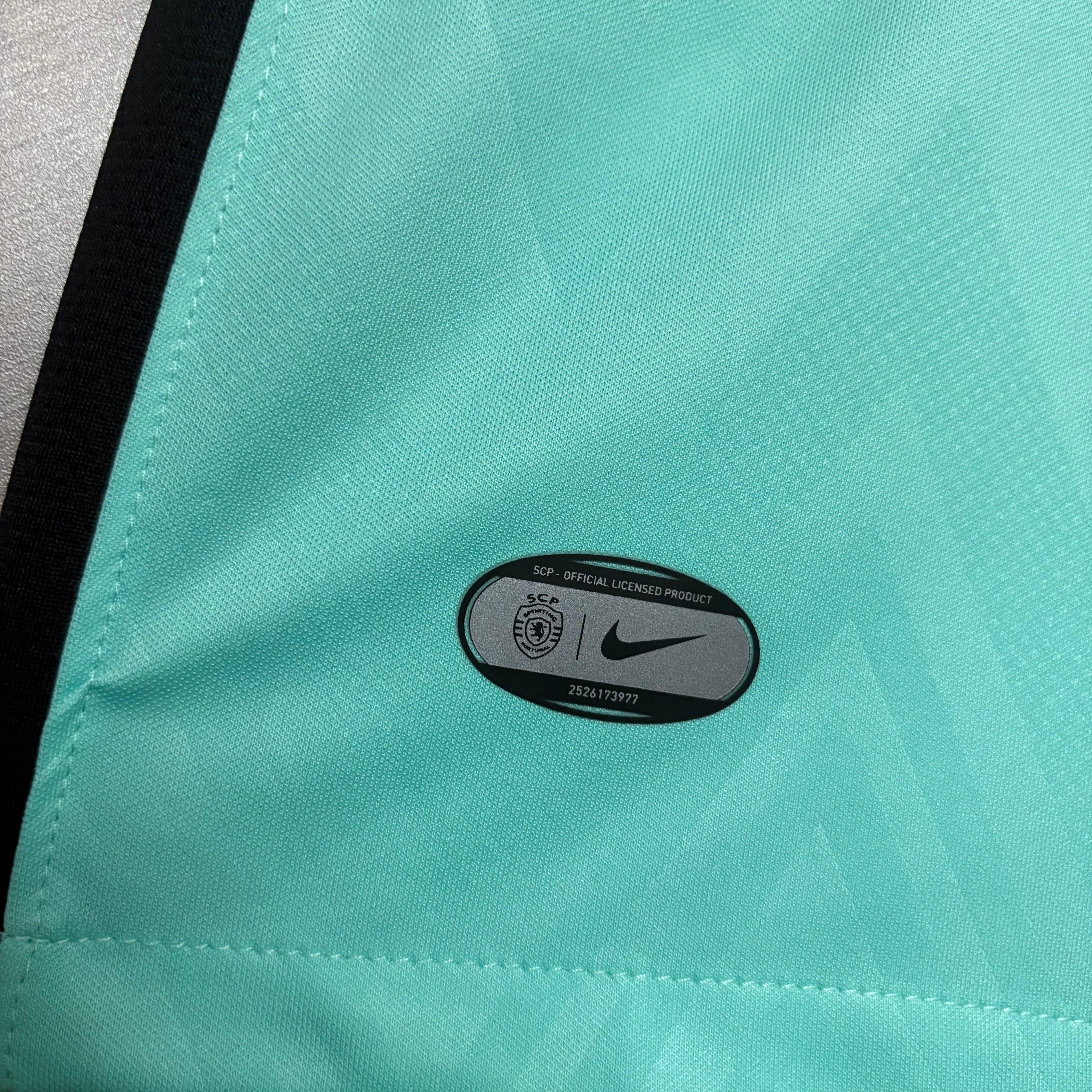 Terceira Camisa Sporting Lisboa 2025/26