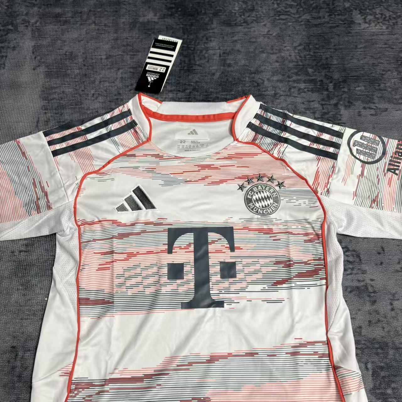 Kit Infantil Bayern de Munique Visitante 2025/26