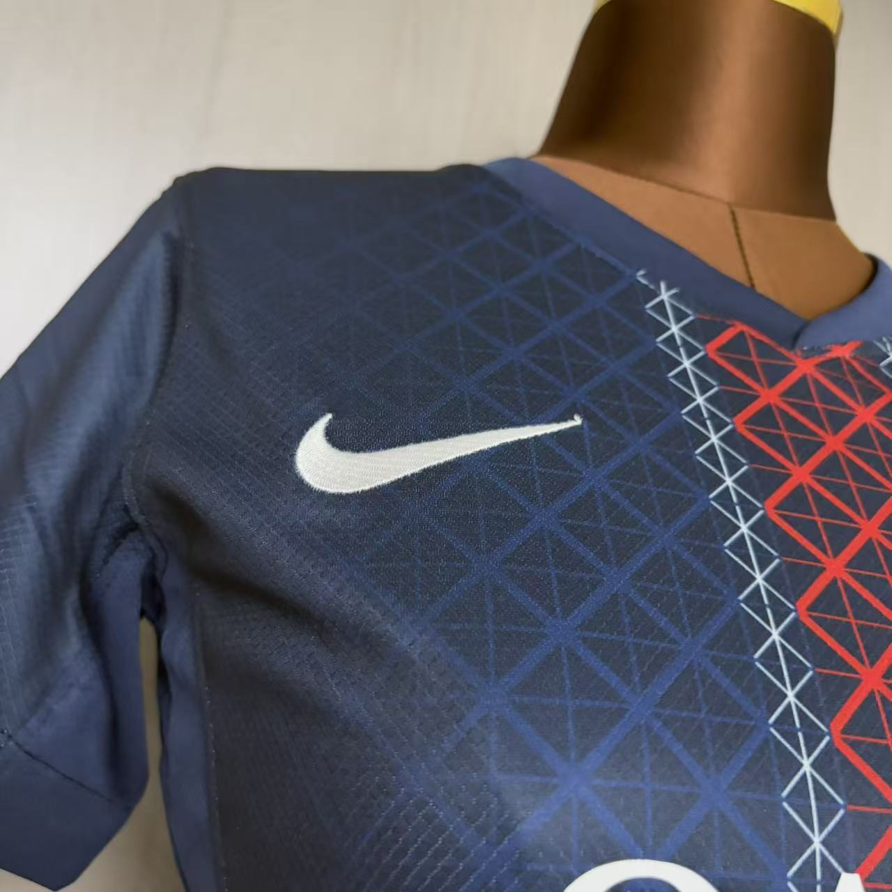 Camisa Feminina PSG Home 2025/26