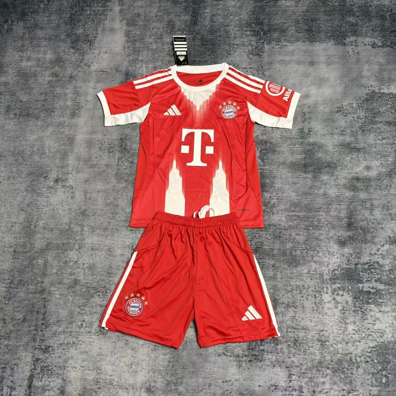 Kit Infantil Bayern de Munique Home 2025/26