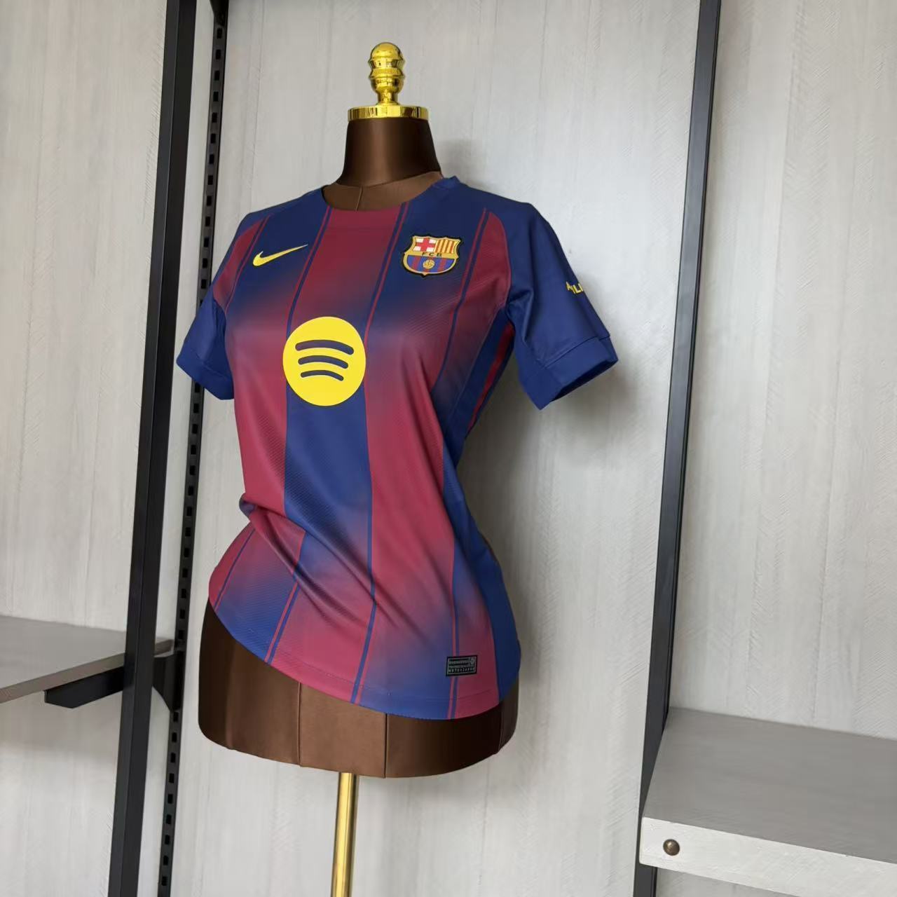 Camisa Feminina Barcelona Home 2025/26