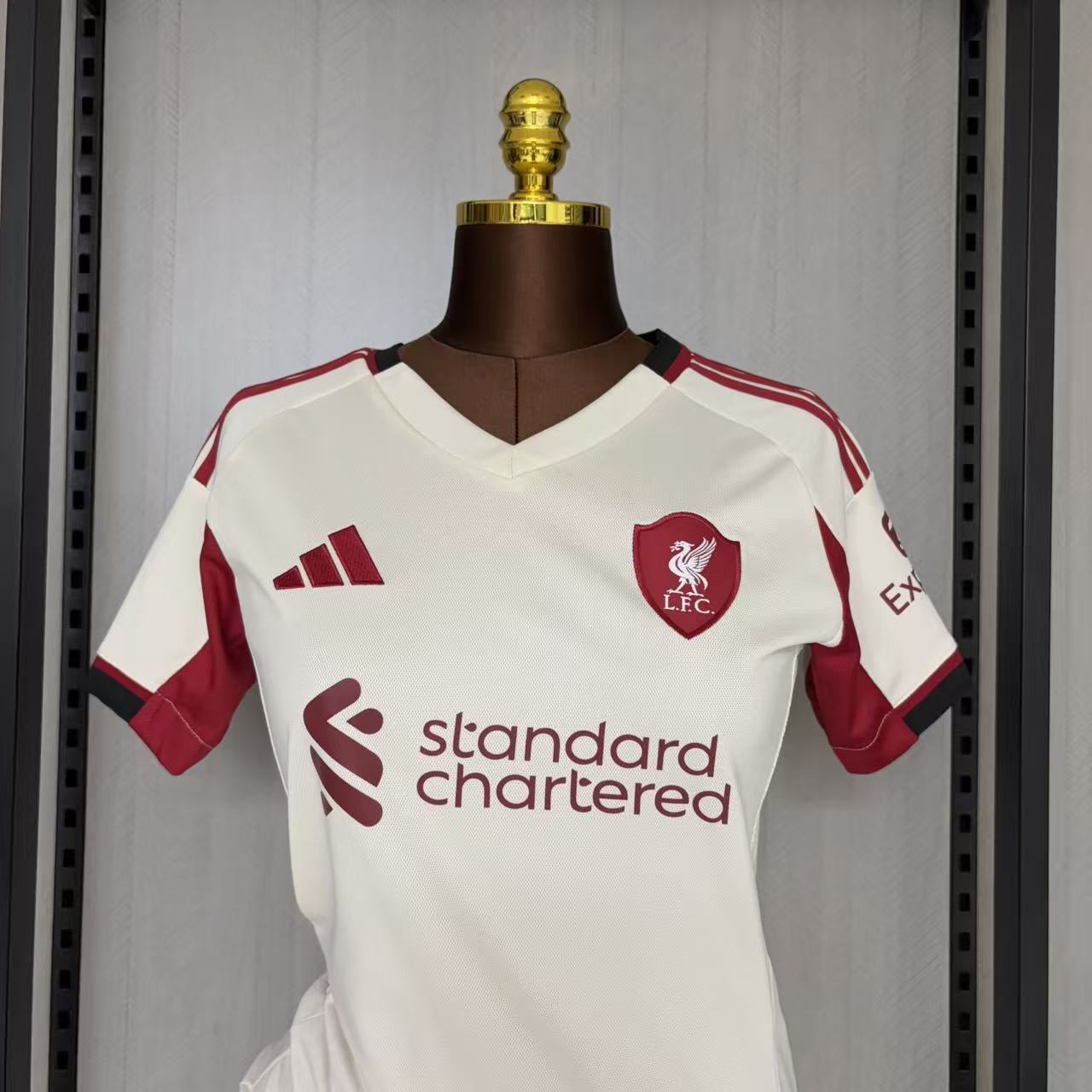 Camisa Feminina Liverpool Visitante 2025/26