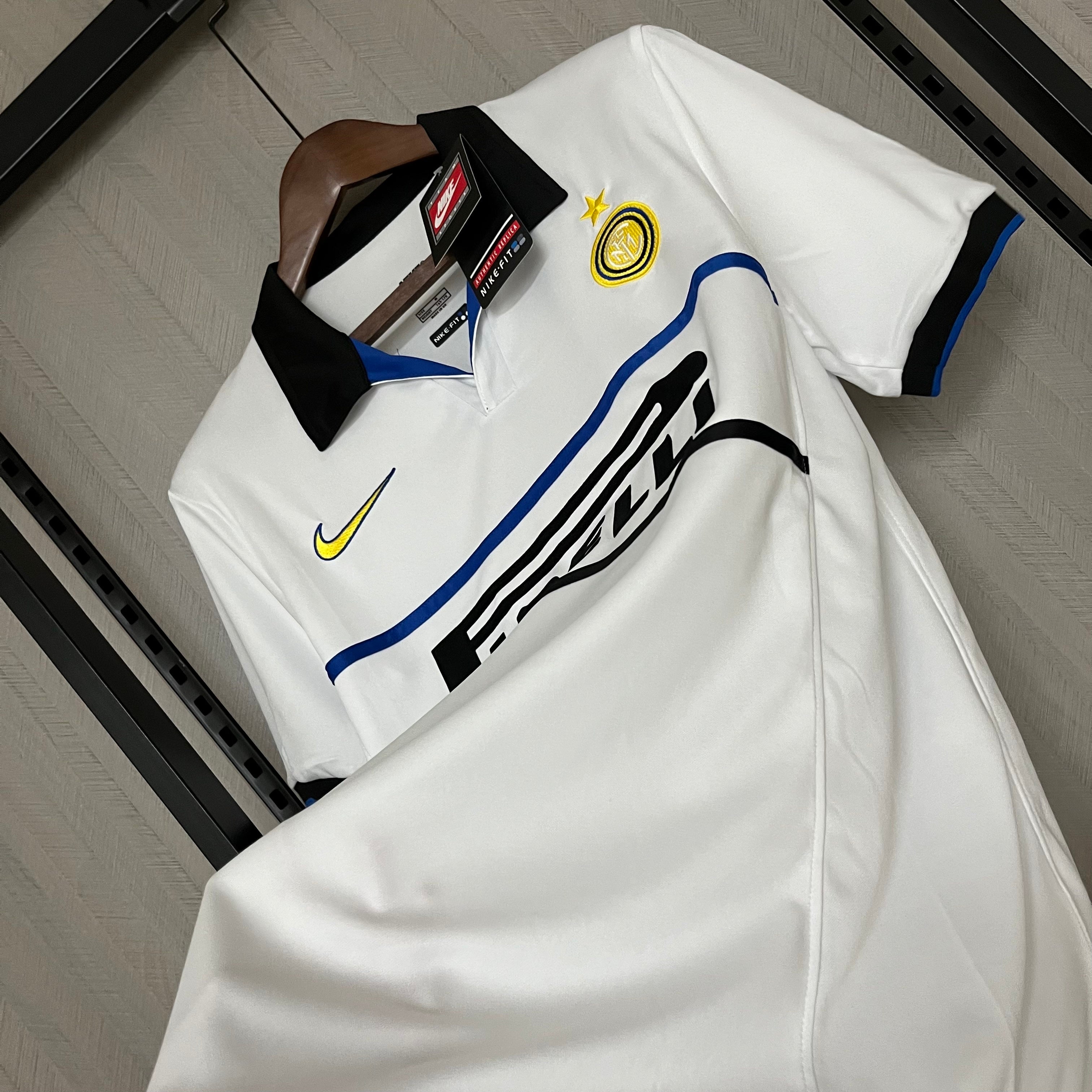 Camisa Retrô Inter de Milão Visitante 98/99