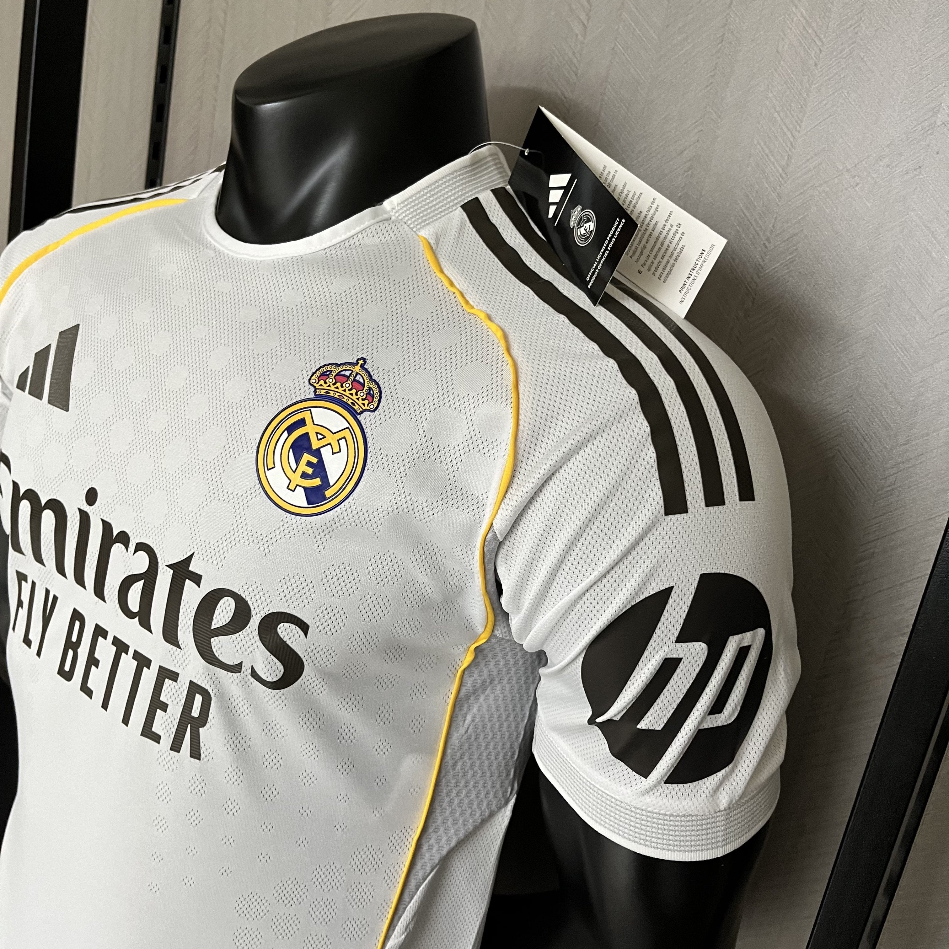 Camisa Versão Jogador Real Madrid Home 2025/26