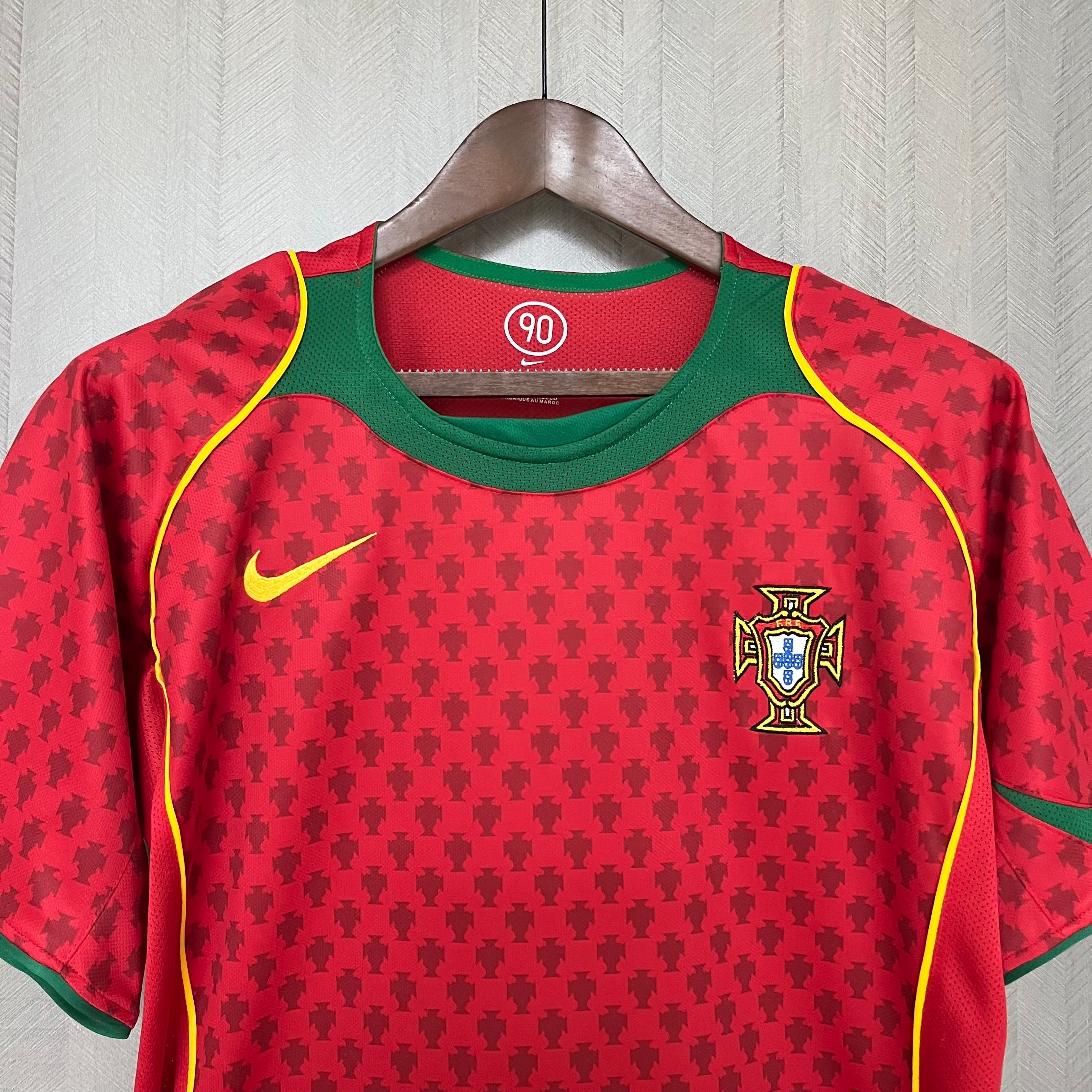 Camisa Retrô Portugal World Cup Home 2004
