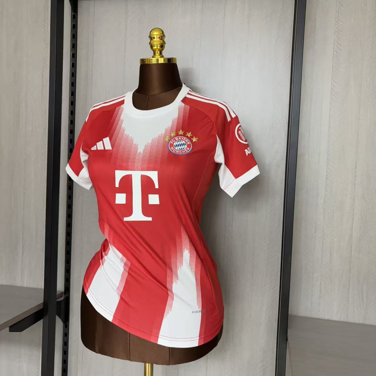 Camisa Feminina Bayern de Munique Home 2025/26