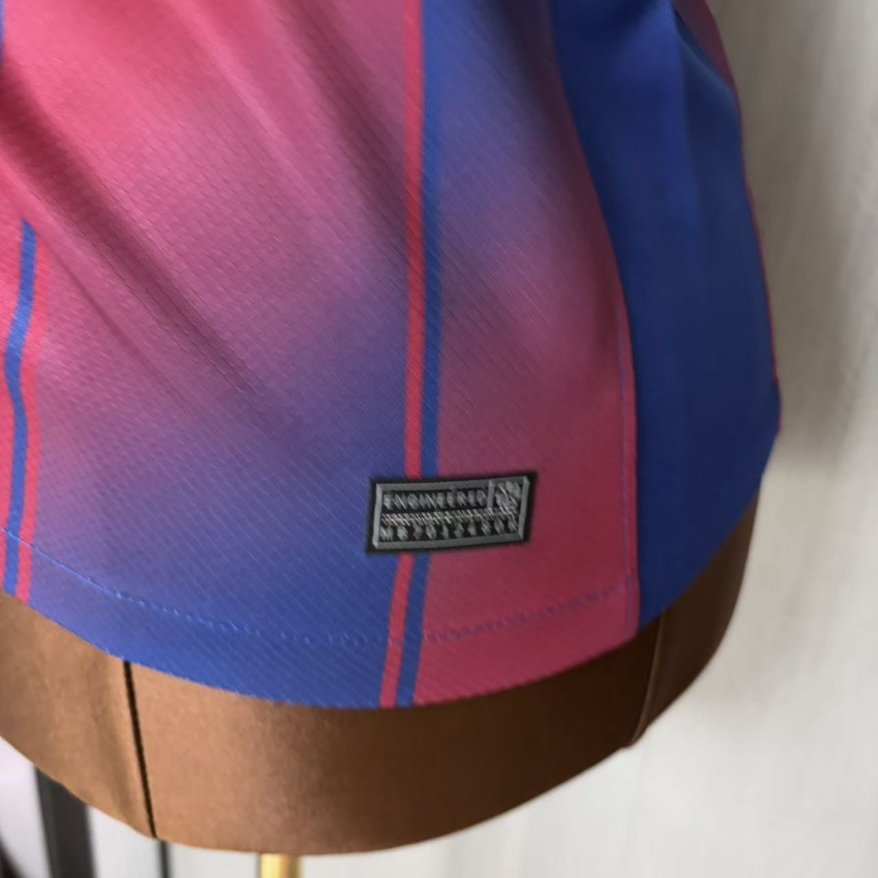 Camisa Feminina Barcelona Home 2025/26