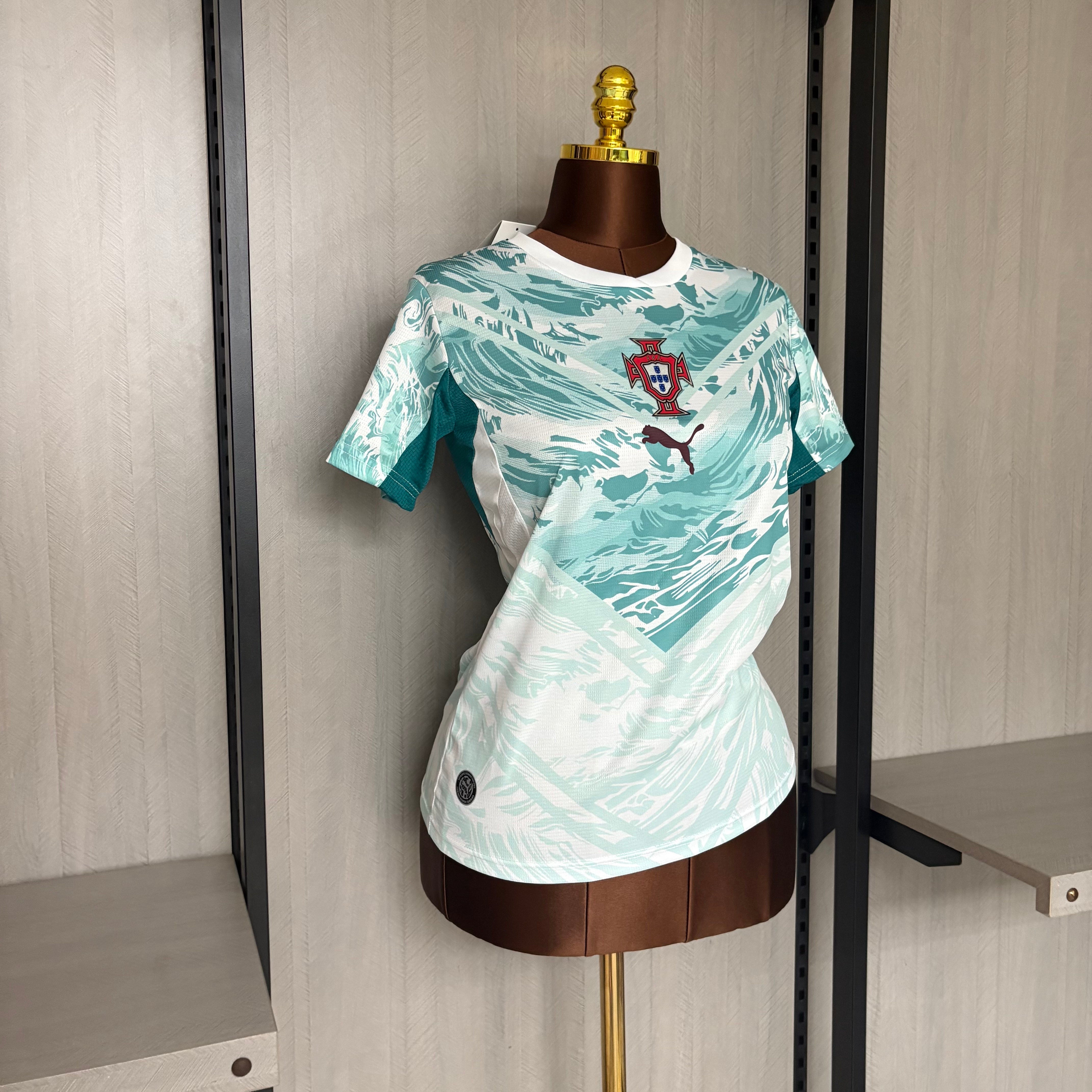 Camisa Feminina Portugal Visitante 2026