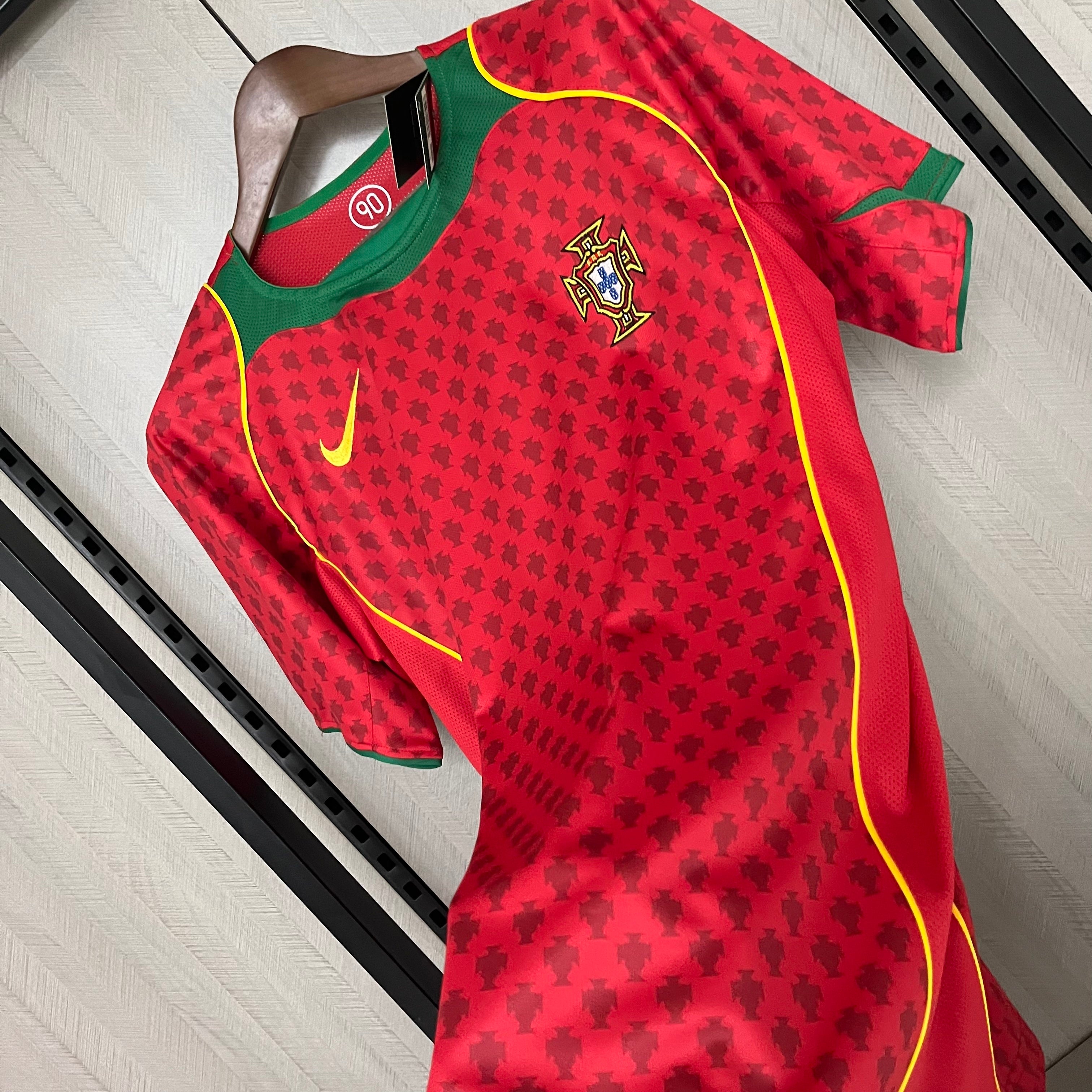 Camisa Retrô Portugal World Cup Home 2004