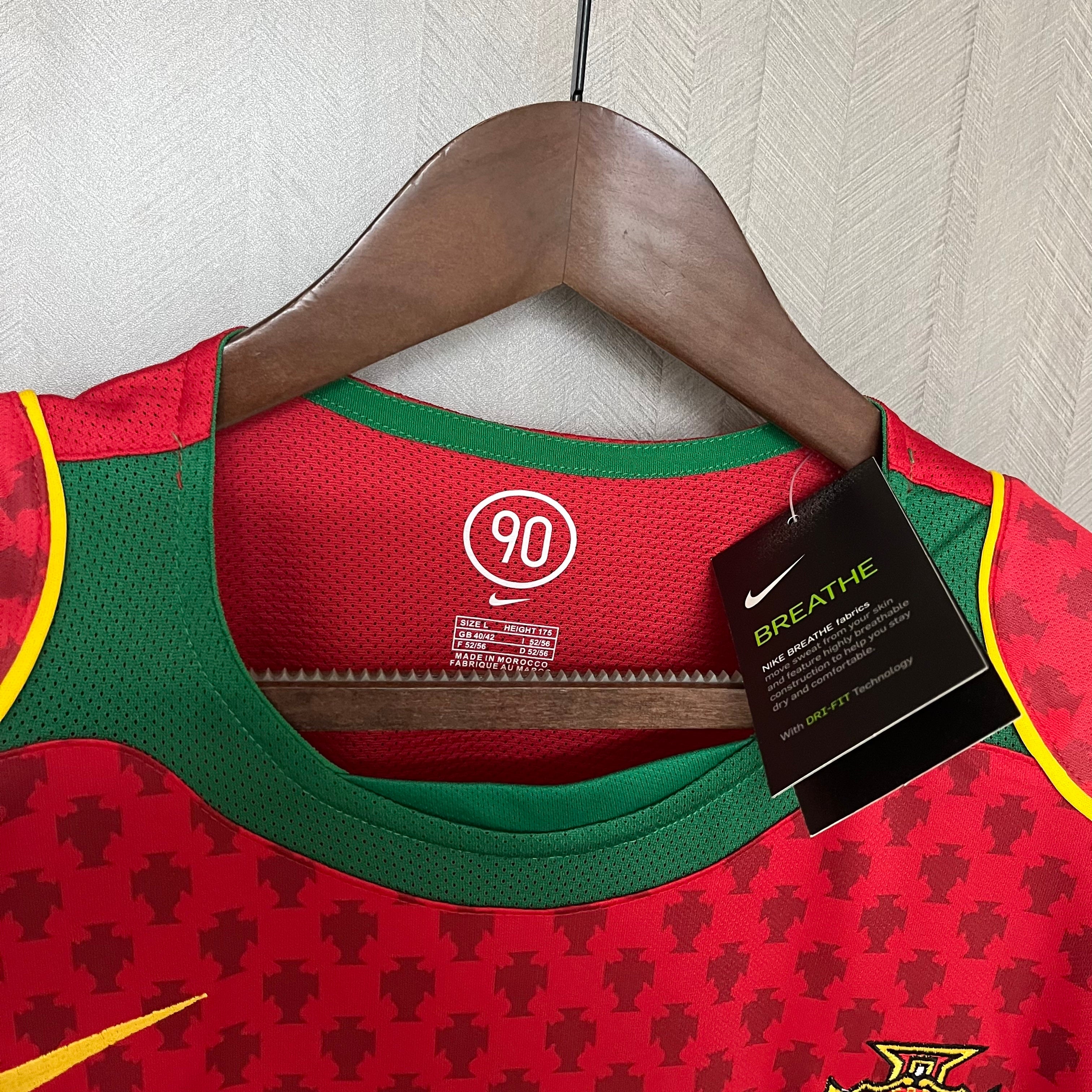 Camisa Retrô Portugal World Cup Home 2004