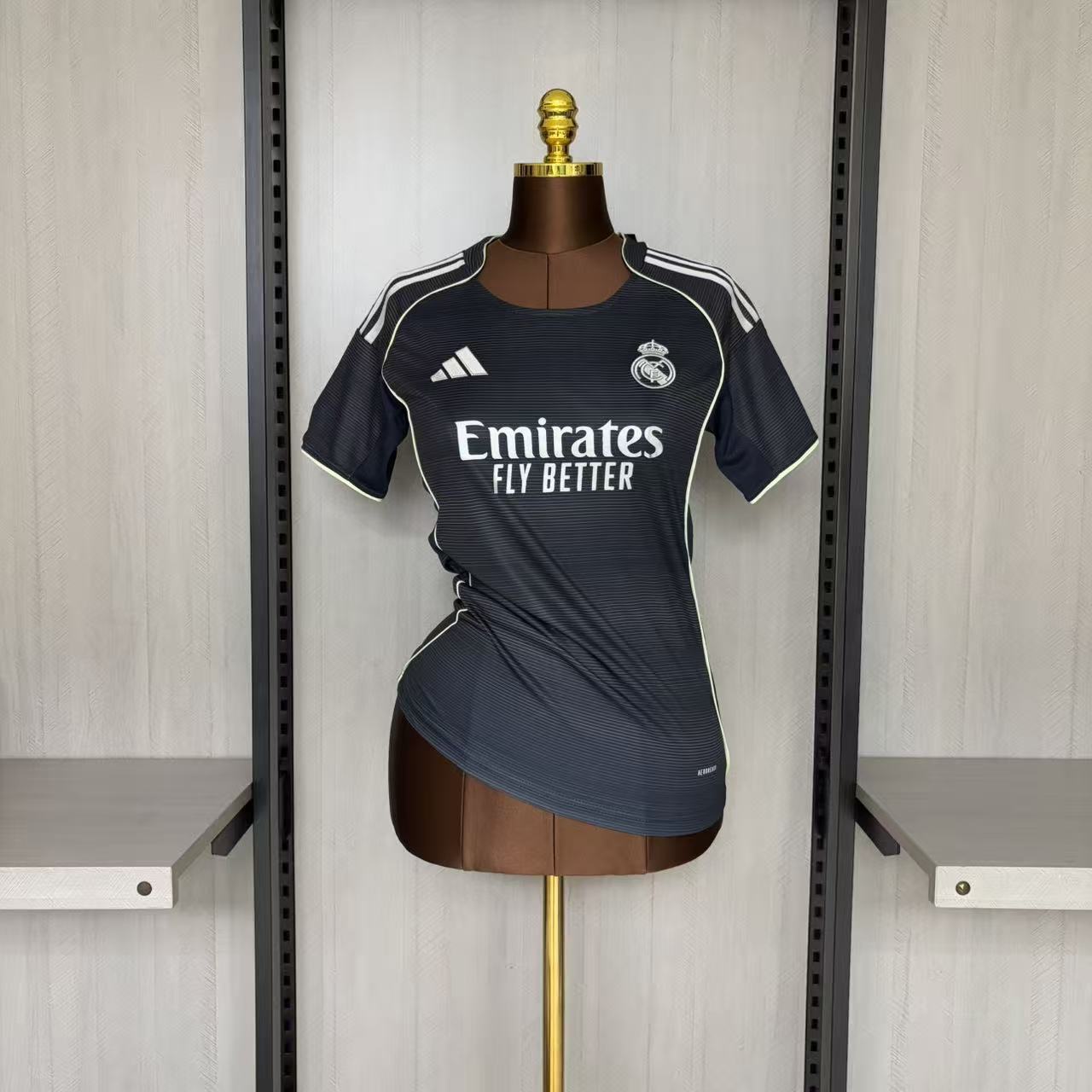 Camisa Feminina Real Madrid Visitante 2025/26