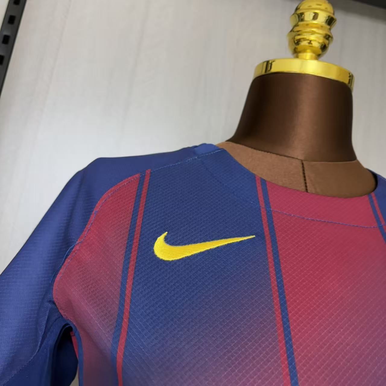 Camisa Feminina Barcelona Home 2025/26