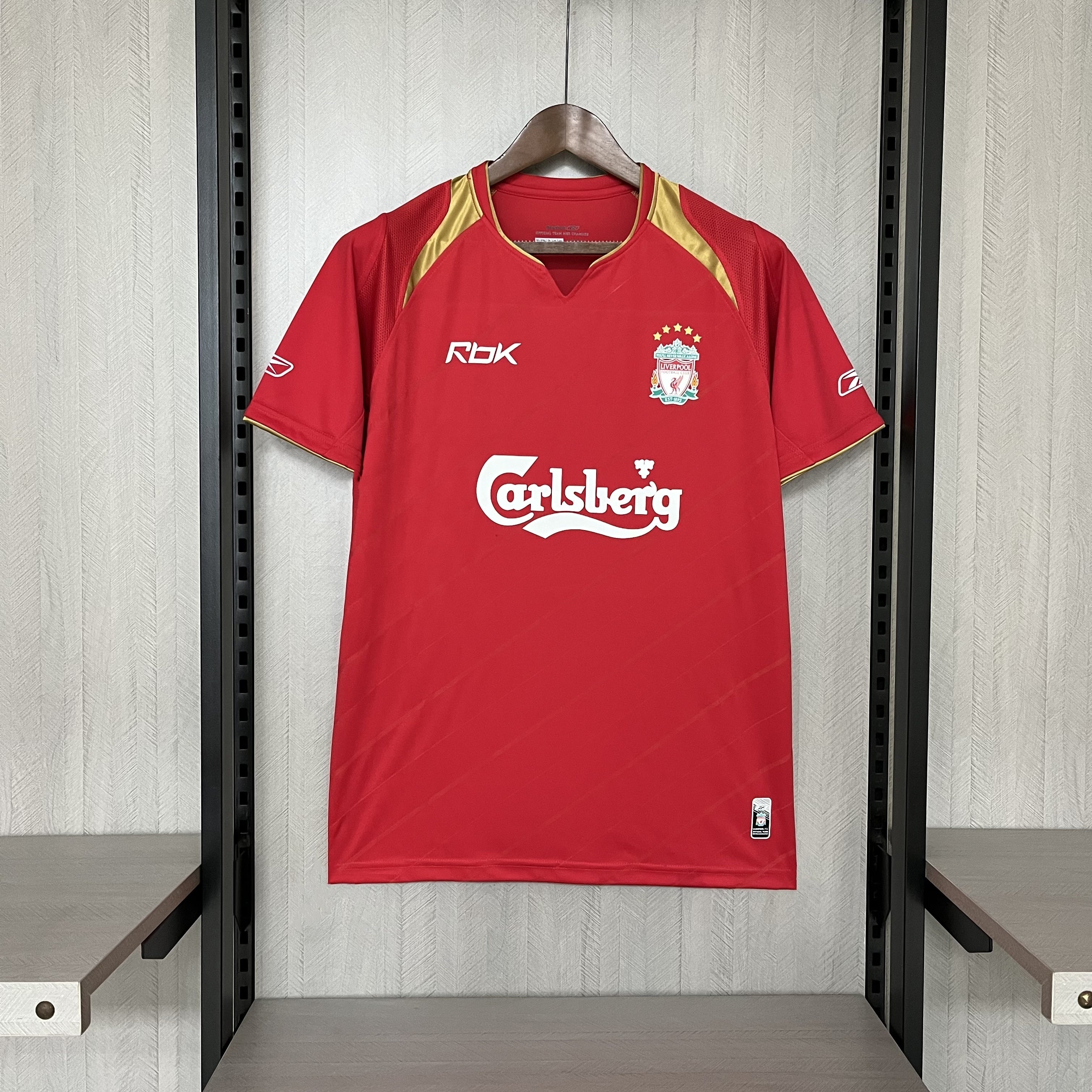Camisa Retrô Liverpool Home 05/06