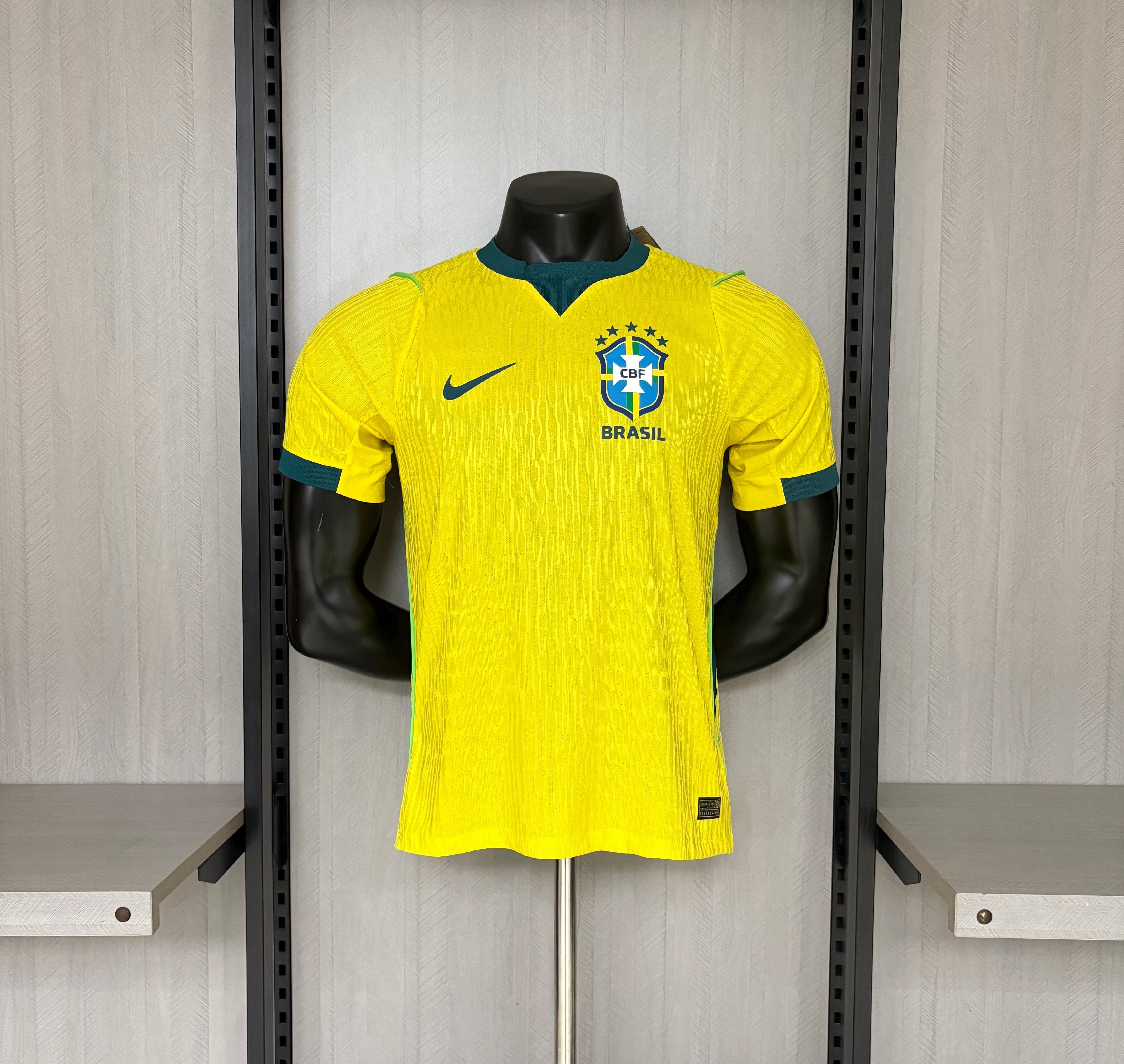 Camisa Versão Jogador Brasil Home 2026