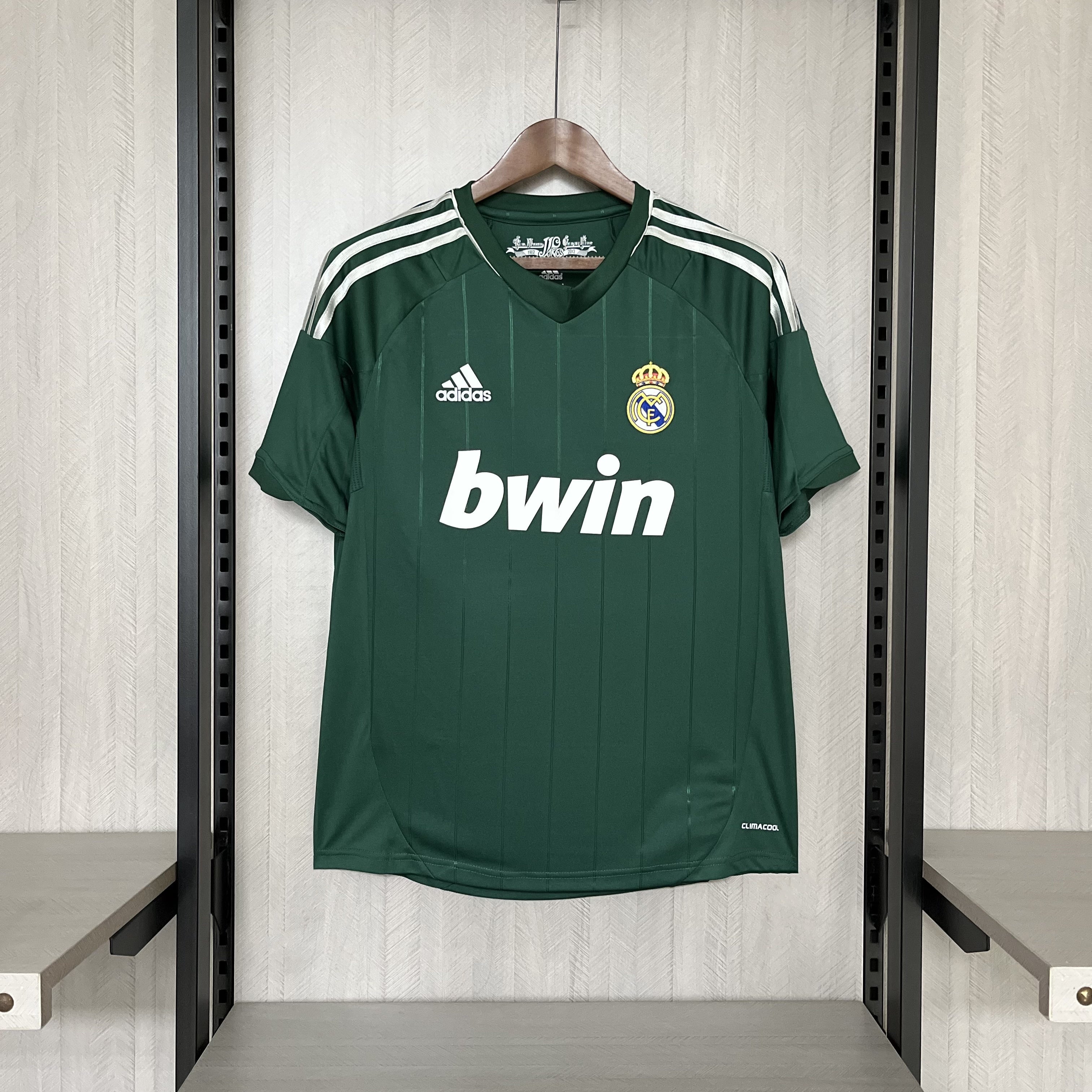 Terceira Camisa Retrô Real Madrid 12/13