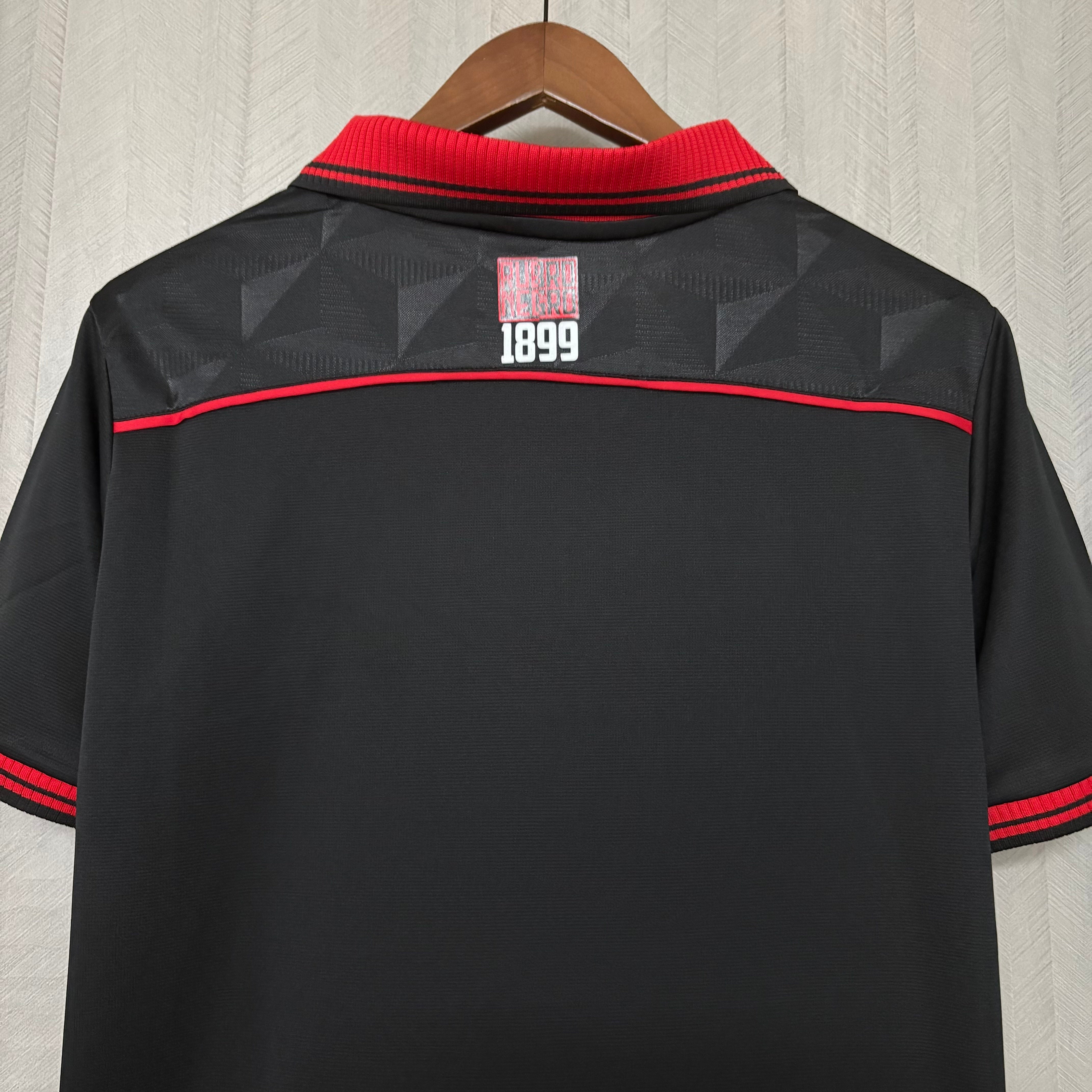 Terceira Camisa EC Vitória 2025/26
