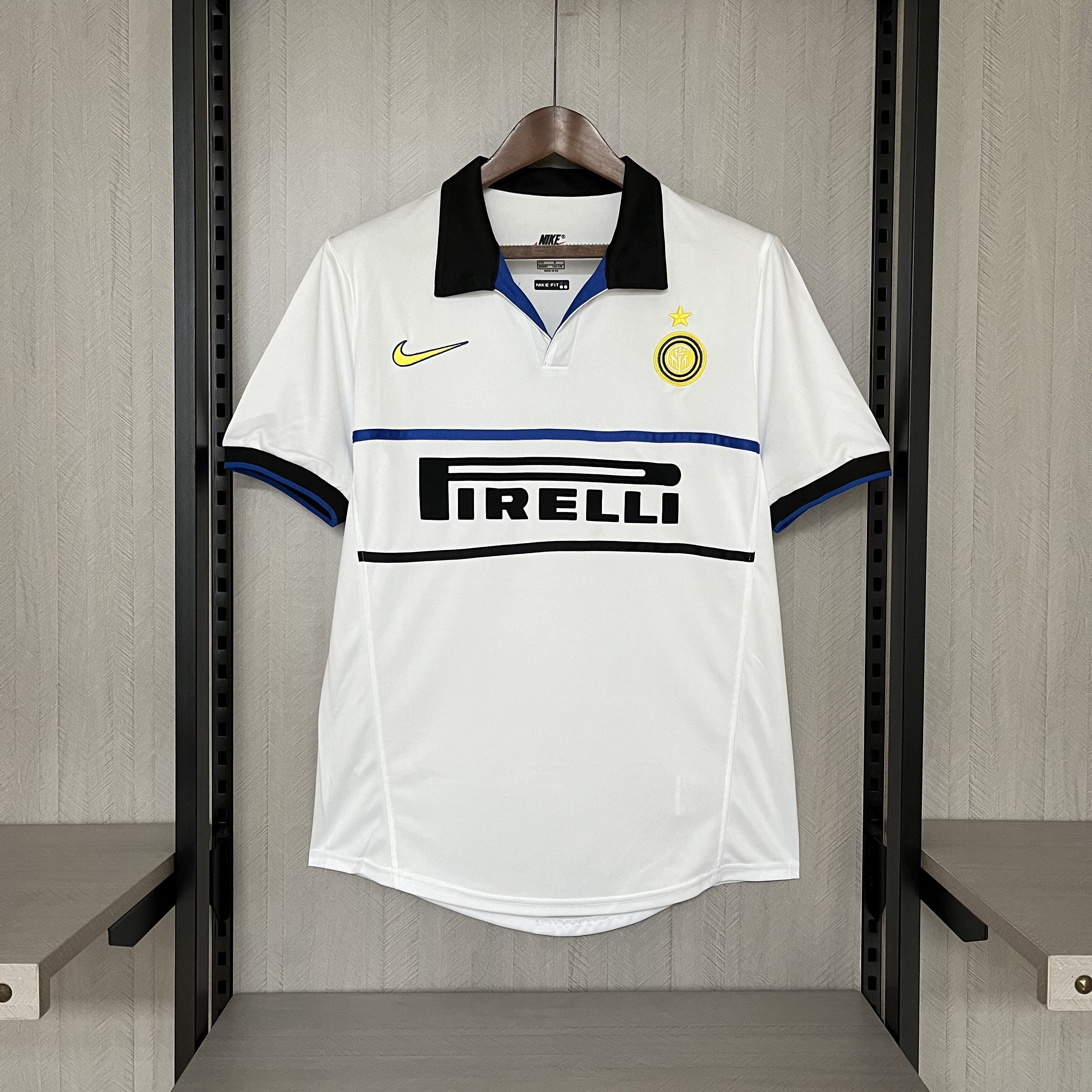 Camisa Retrô Inter de Milão Visitante 98/99