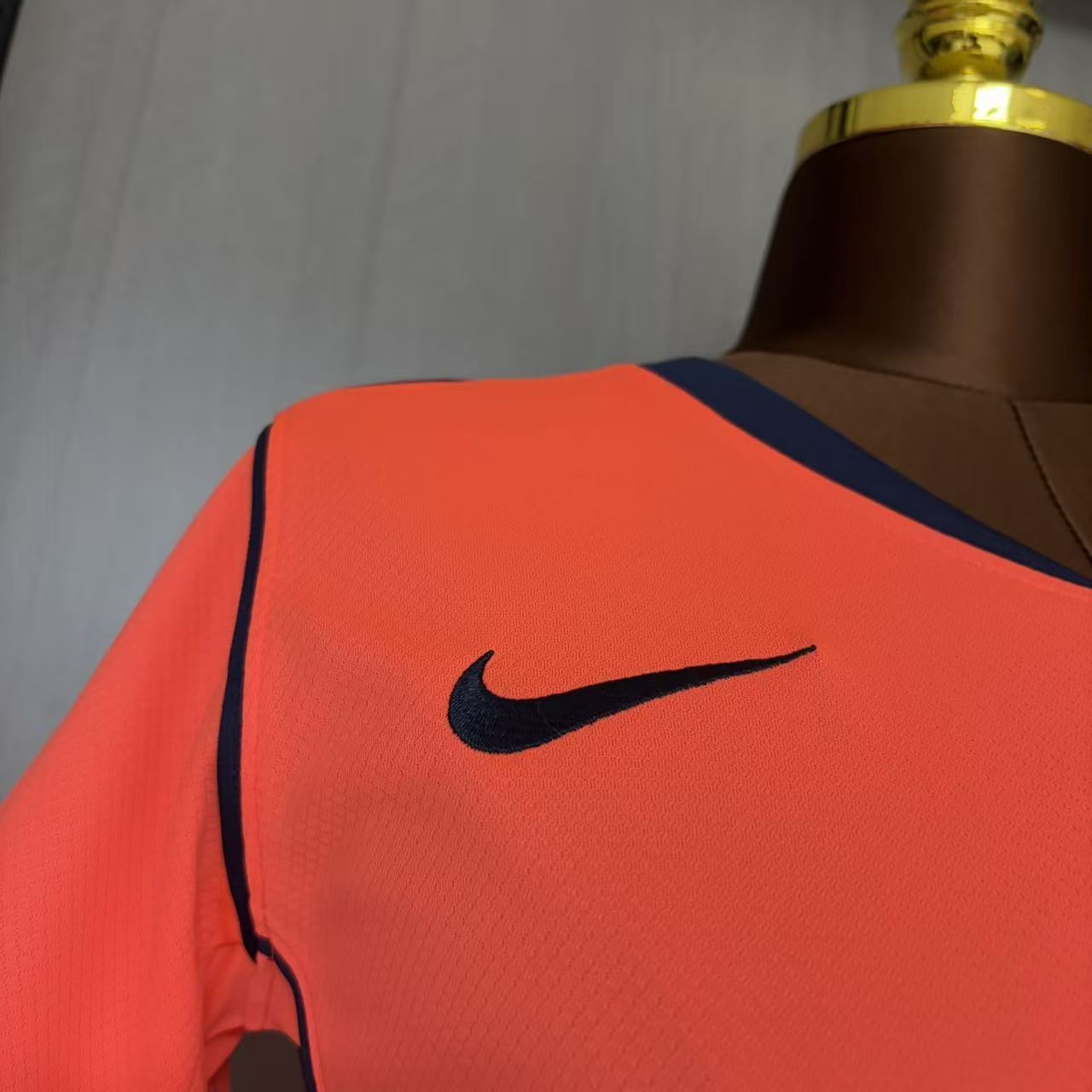 Terceira Camisa Feminina Barcelona 2025/26
