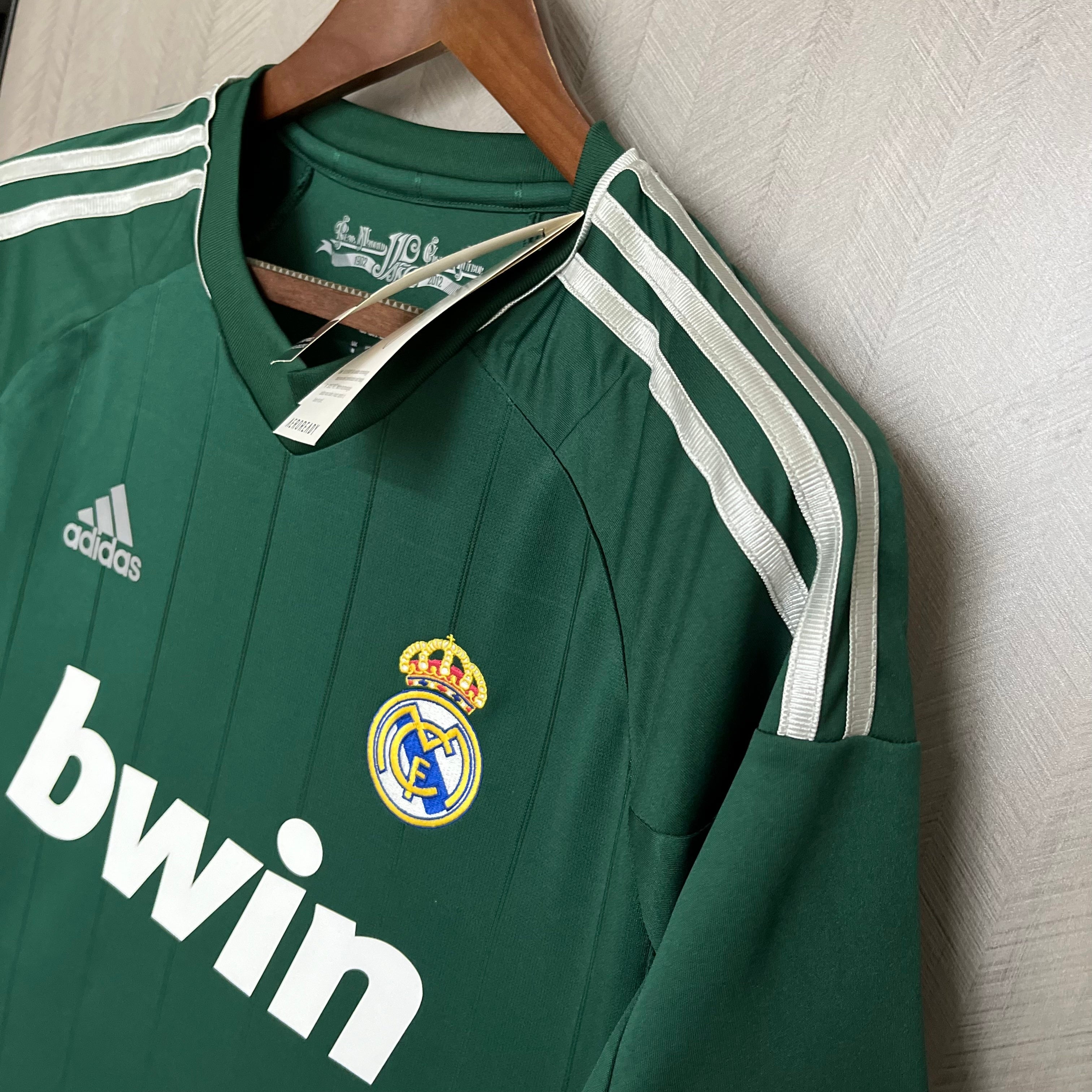 Terceira Camisa Retrô Real Madrid 12/13