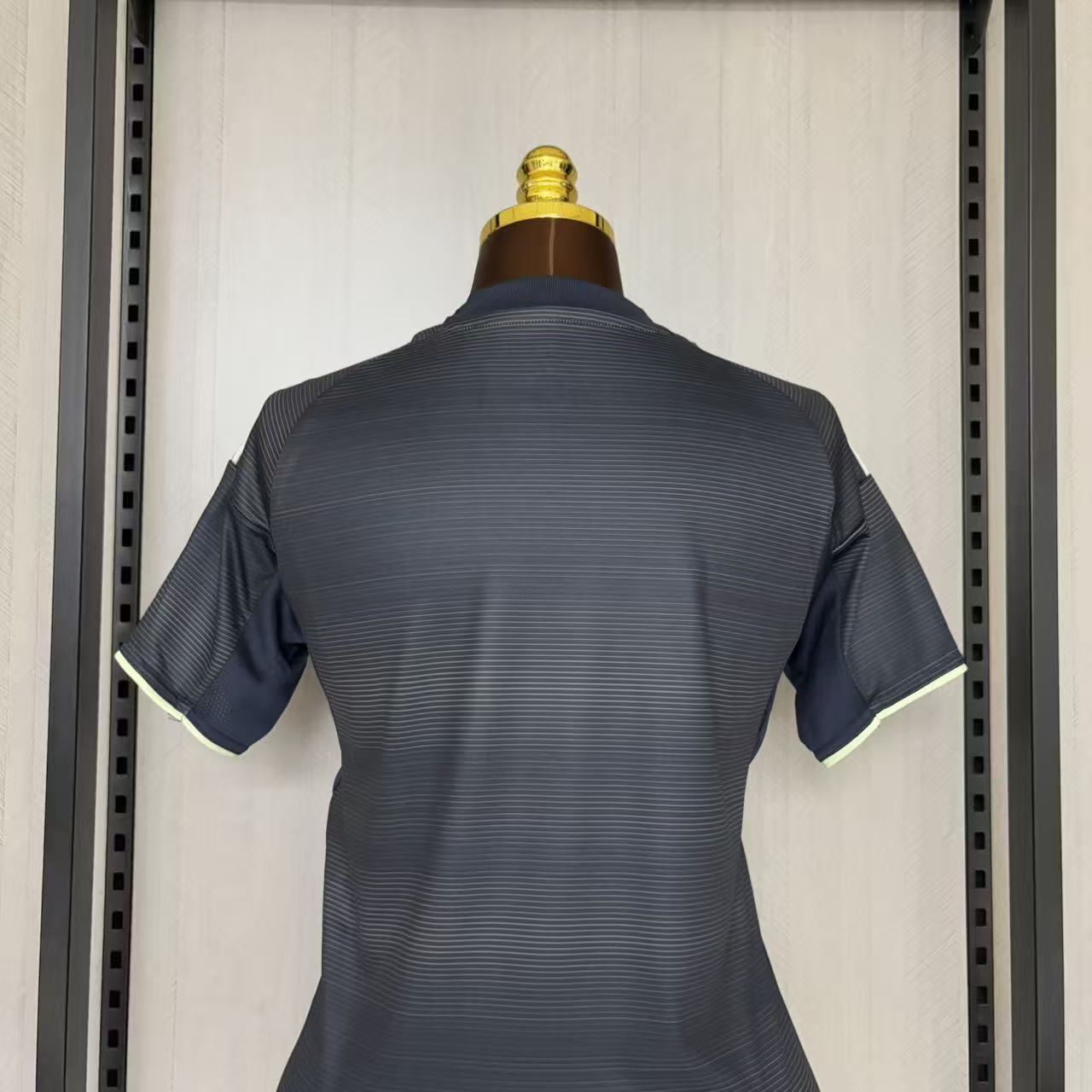 Camisa Feminina Real Madrid Visitante 2025/26
