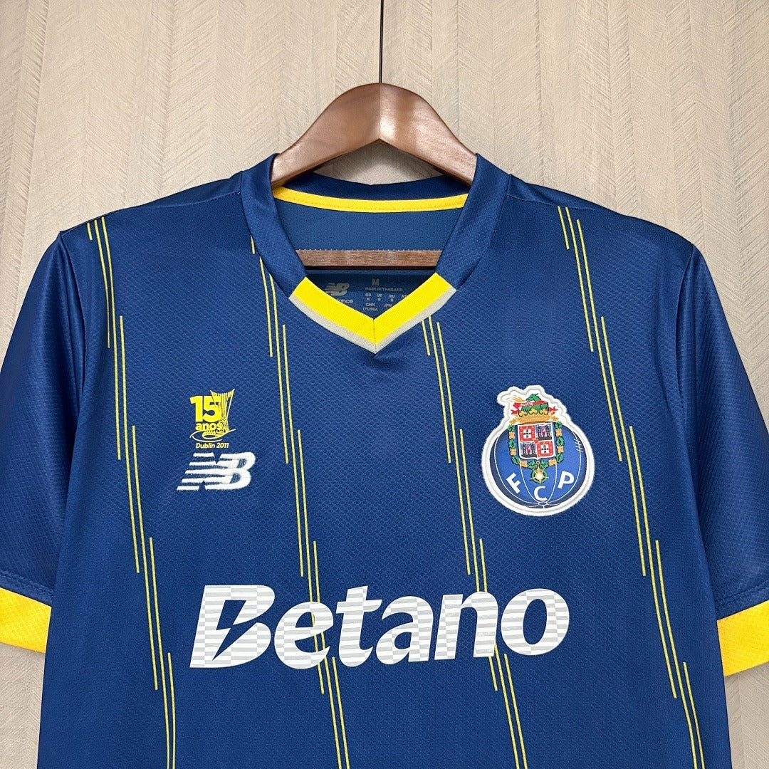 Porto FC III uniforme
